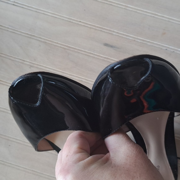 Arturo Chiang Black Patent Leather Peep Toe Ankle Strap Wedge Heels - Picture 6 of 14